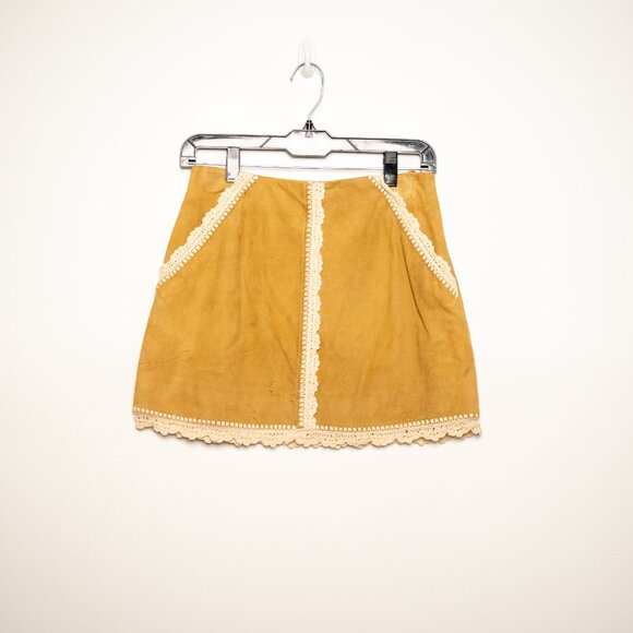 Maje suede skirt with crochet trim size 36 (US size: Small) - Picture 2 of 4